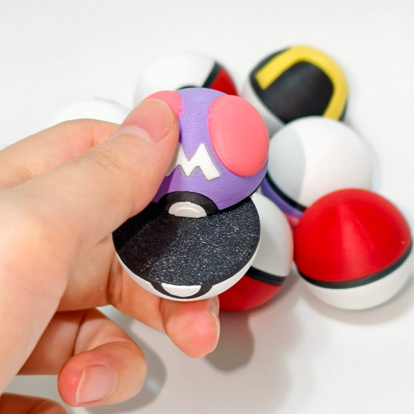 Pokeball Magnet Fidget Toy Set