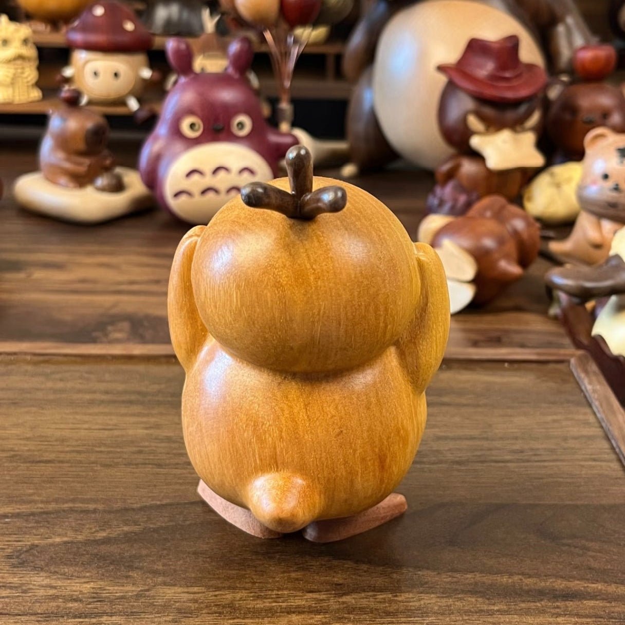 Wooden Psyduck Figurine - itswaii
