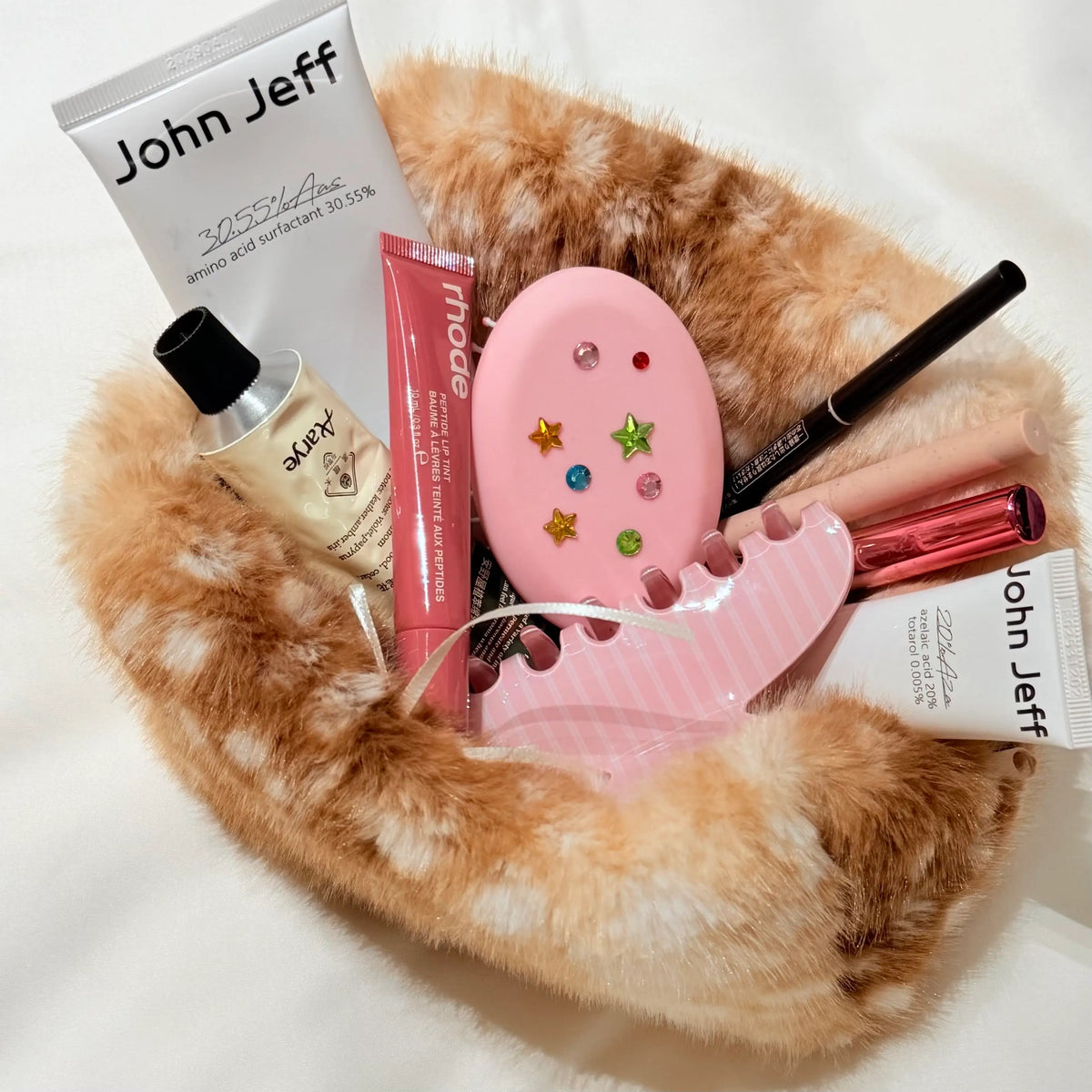 Bambi Fluffy Beauty Bag