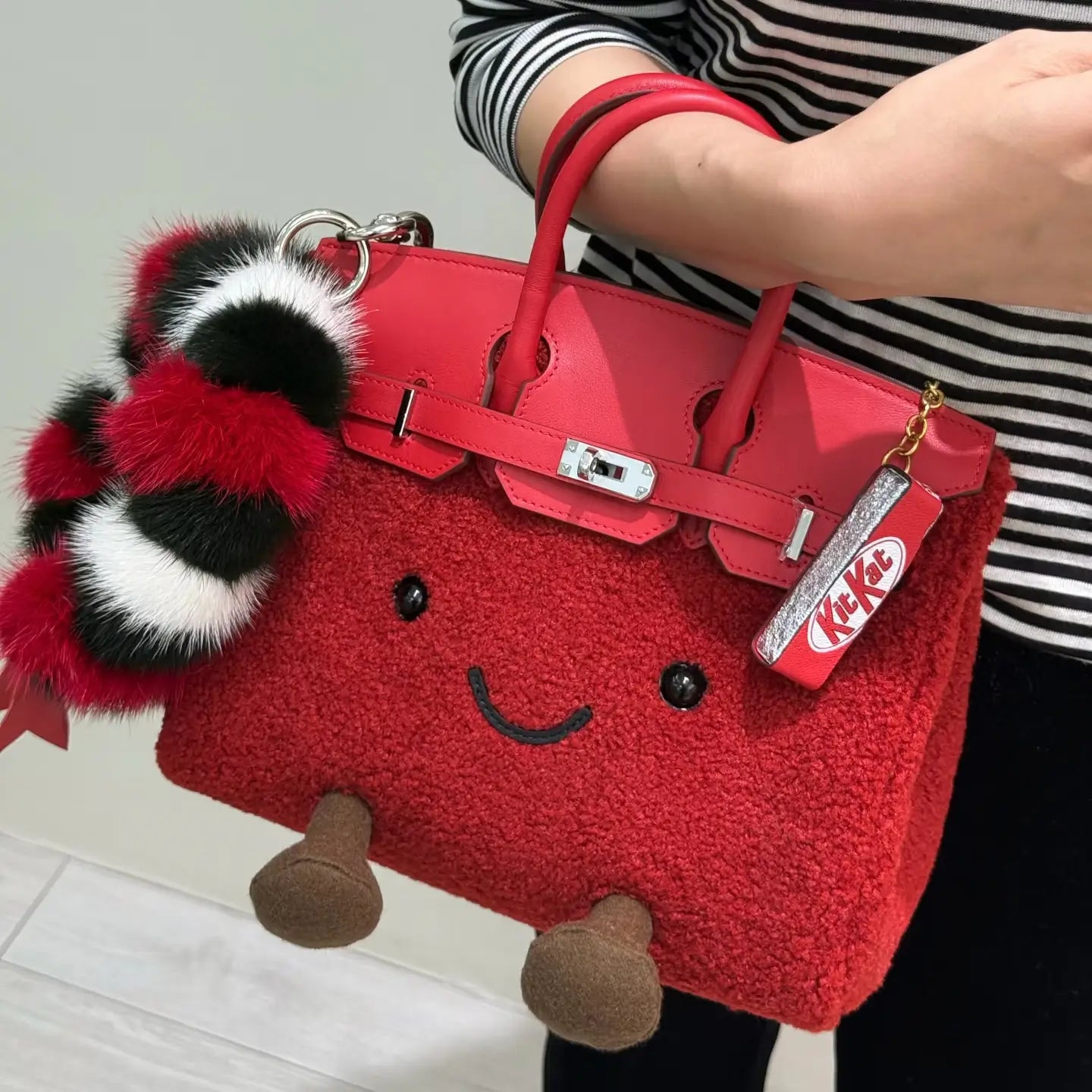 Vivid Red BK Bag
